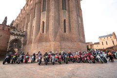 supermoto-025-albi-parade-pilotes-250912