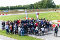 supermoto-050-1244-briefing_pilotes___00_general
