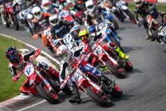supermoto-071-4195-64_Sylvain_Bidart__depart___21_cat_s1
